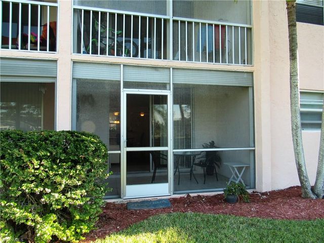 100 Forest Lakes BLVD 109, Naples, FL 34105
