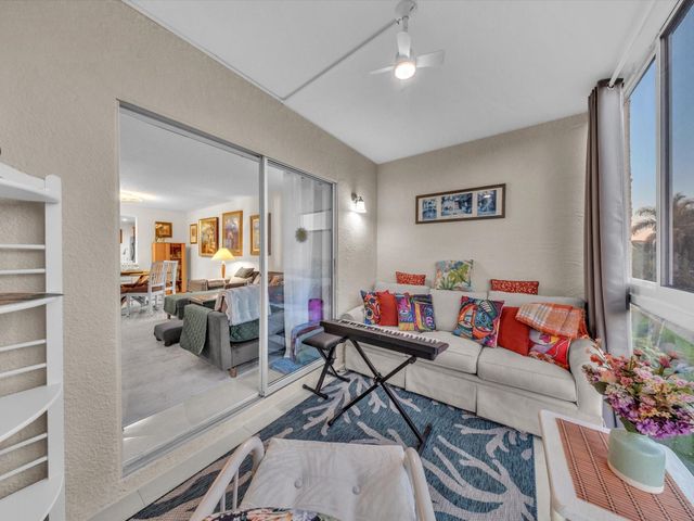 2515 NE 1st Court 314, Boynton Beach, FL 33435