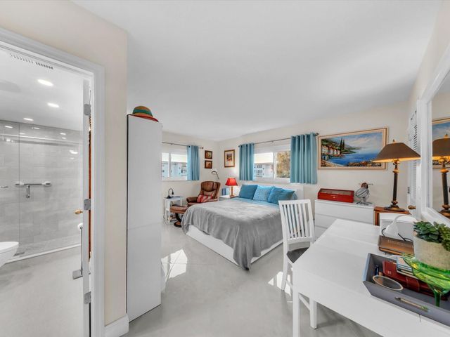 2515 NE 1st Court 314, Boynton Beach, FL 33435