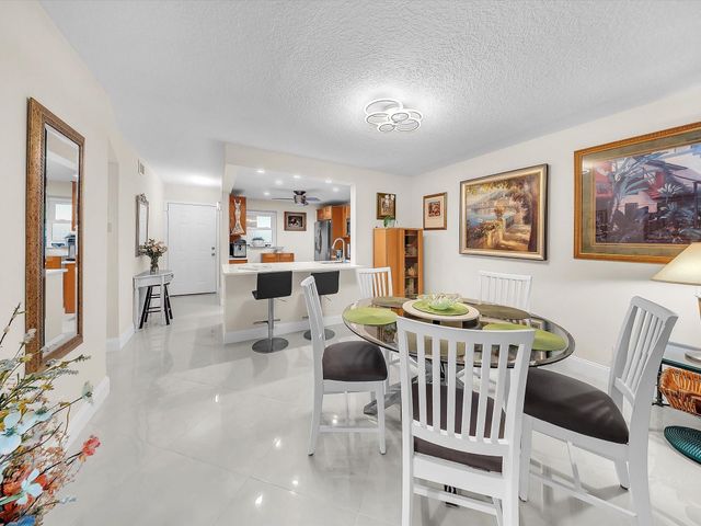 2515 NE 1st Court 314, Boynton Beach, FL 33435