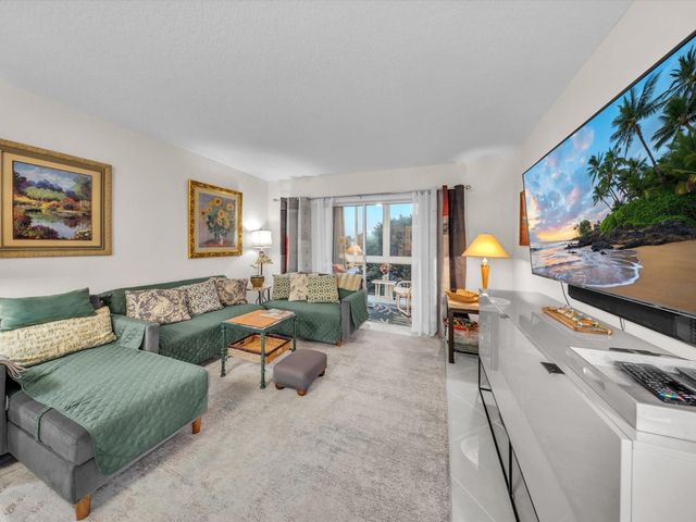 2515 NE 1st Court 314, Boynton Beach, FL 33435