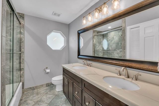 5440 NW 77th Terrace, Coral Springs, FL 33067