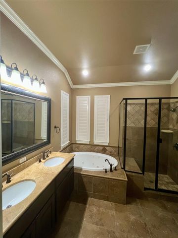 2216 Rivina DR, Austin, TX 78733