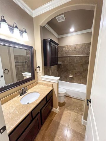 2216 Rivina DR, Austin, TX 78733