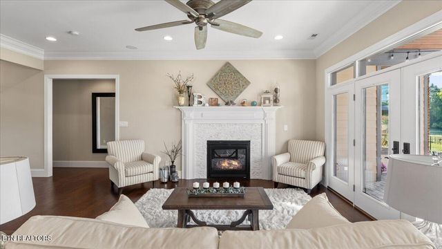 3725 Promontory Point, Louisville, TN 37777