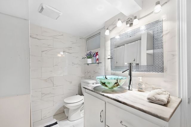 875 Granite Street 1, Braintree, MA 02184