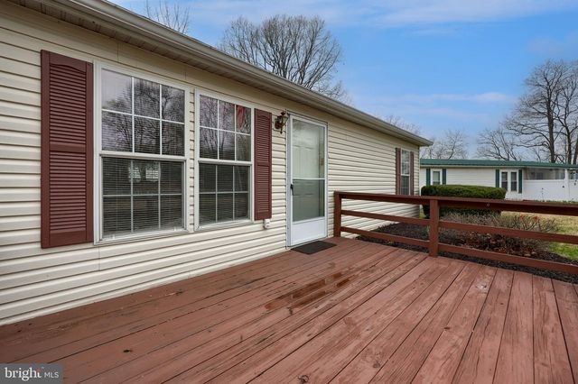 16 BRIAN CT, Stevens, PA 17578