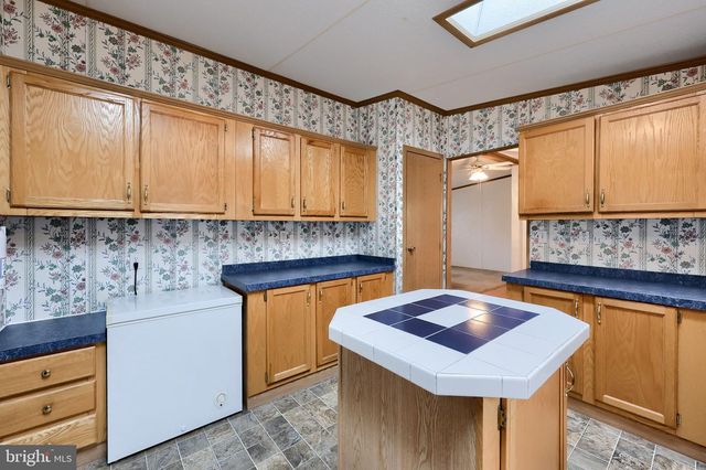 16 BRIAN CT, Stevens, PA 17578