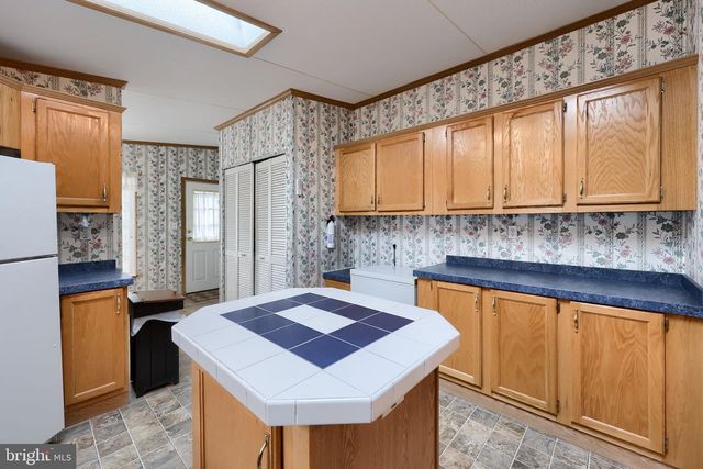 16 BRIAN CT, Stevens, PA 17578