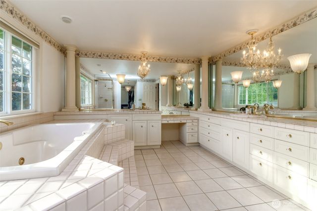 8228 24th street Court W, University Place, WA 98466