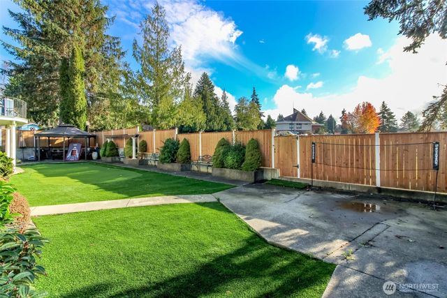 8228 24th street Court W, University Place, WA 98466
