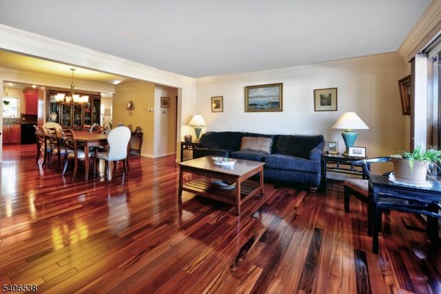 54 Yost Pl, Fair Lawn Boro, NJ 07410