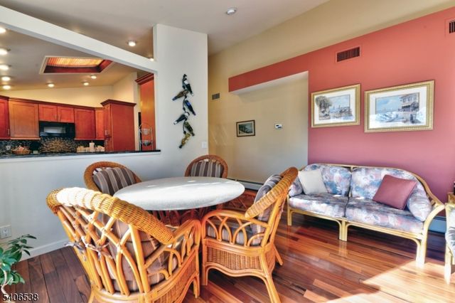 54 Yost Pl, Fair Lawn Boro, NJ 07410