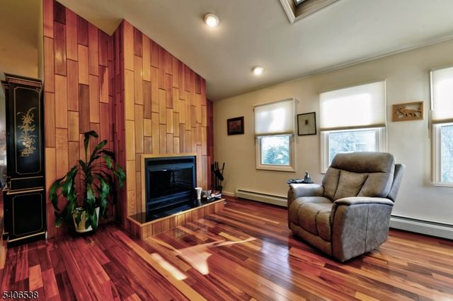 54 Yost Pl, Fair Lawn Boro, NJ 07410