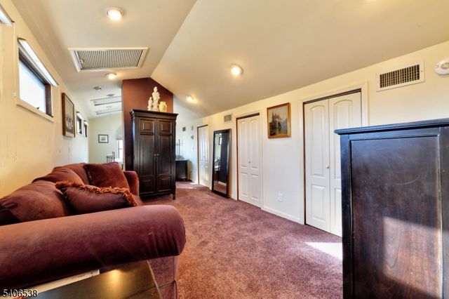 54 Yost Pl, Fair Lawn Boro, NJ 07410