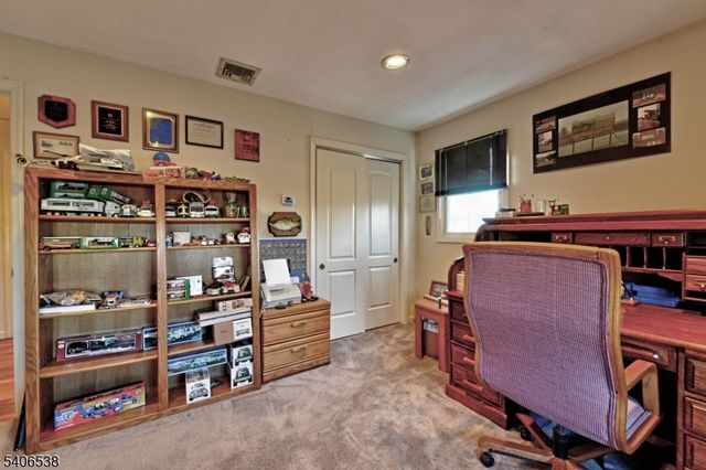 54 Yost Pl, Fair Lawn Boro, NJ 07410