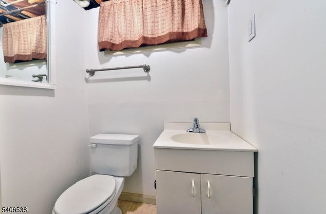 54 Yost Pl, Fair Lawn Boro, NJ 07410