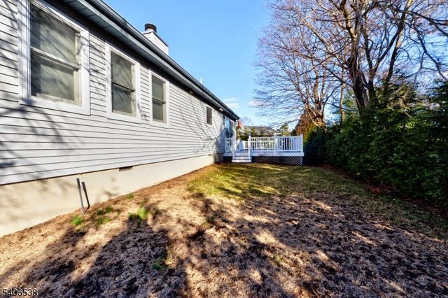 54 Yost Pl, Fair Lawn Boro, NJ 07410