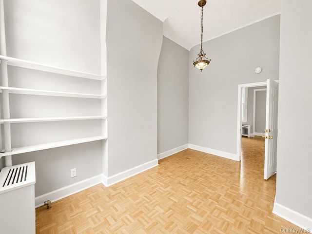 787 Woodward Avenue 1L, Ridgewood, NY 11385