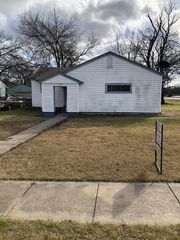 1622 Park Avenue, Garland, TX 75042