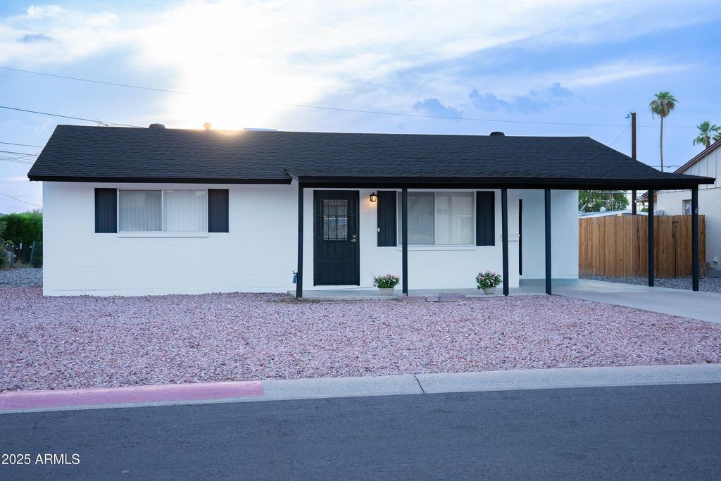 13002 N 112TH Avenue, Youngtown, AZ 85363