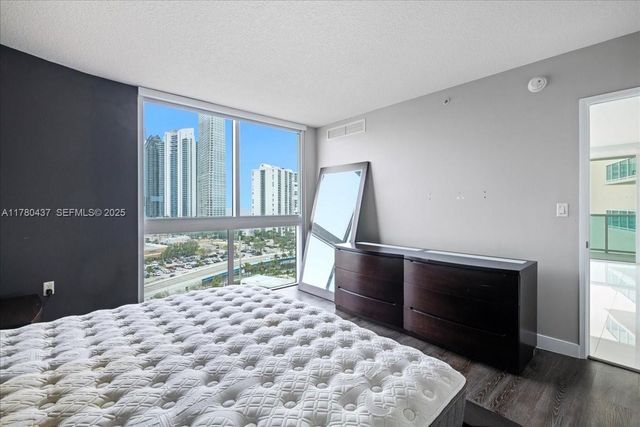 200 Sunny Isle Boulevard 21202, Sunny Isles Beach, FL 33160