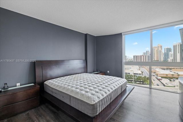 200 Sunny Isle Boulevard 21202, Sunny Isles Beach, FL 33160