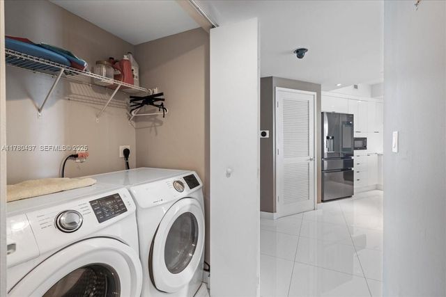 200 Sunny Isle Boulevard 21202, Sunny Isles Beach, FL 33160