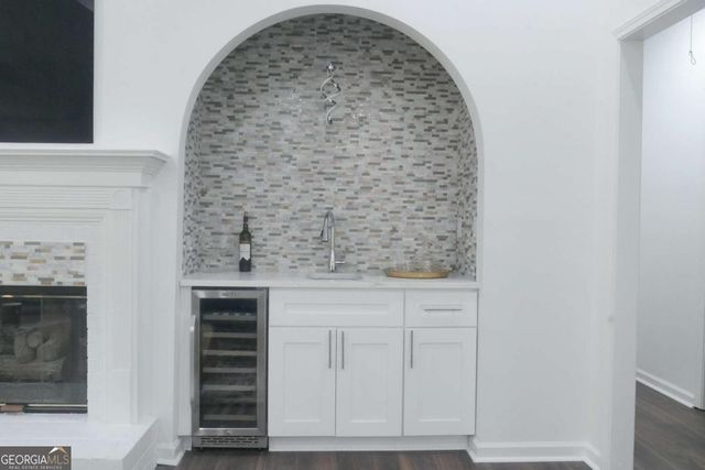 11370 Saint Patrice Way, Alpharetta, GA 30022