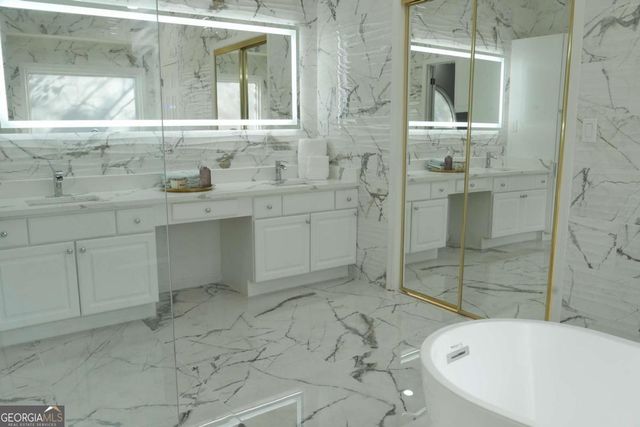 11370 Saint Patrice Way, Alpharetta, GA 30022