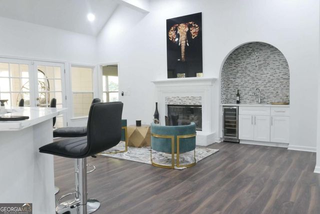 11370 Saint Patrice Way, Alpharetta, GA 30022