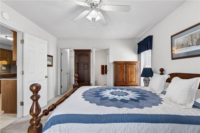 5719 Rolling Meadows Road, Randleman, NC 27317