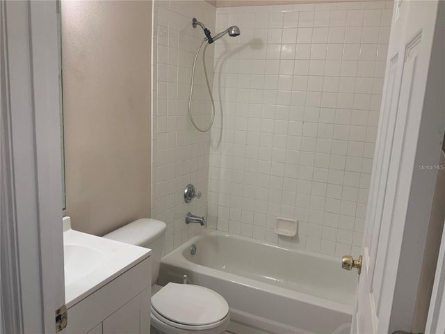 1705 CHATHAM CIRCLE, Apopka, FL 32703