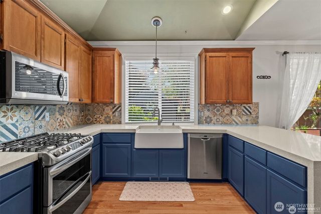 18302 92nd Avenue E, Puyallup, WA 98375