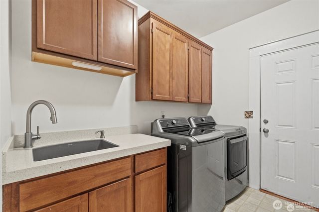 18302 92nd Avenue E, Puyallup, WA 98375