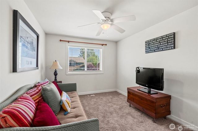 18302 92nd Avenue E, Puyallup, WA 98375