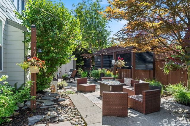 18302 92nd Avenue E, Puyallup, WA 98375