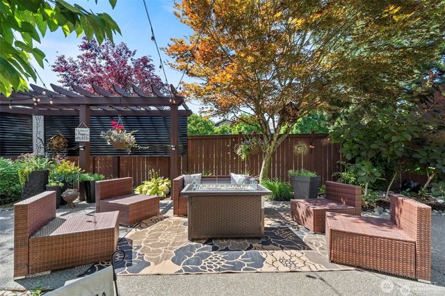 18302 92nd Avenue E, Puyallup, WA 98375