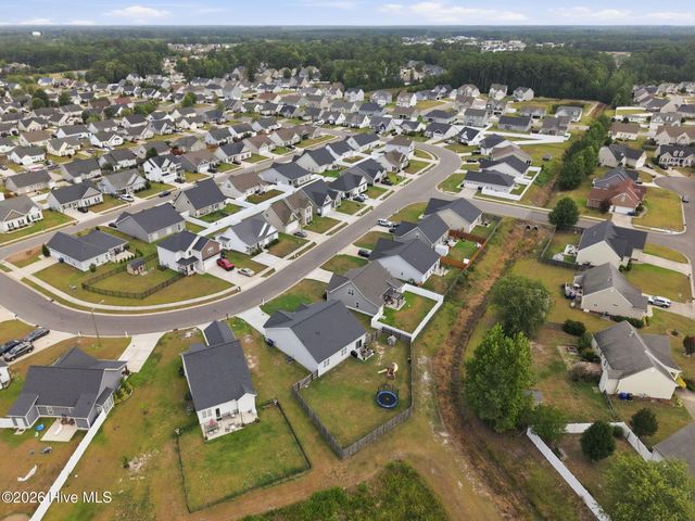1520 Penncross Drive, Greenville, NC 27834