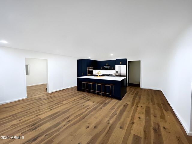 1819 W MORTEN Avenue, Phoenix, AZ 85021