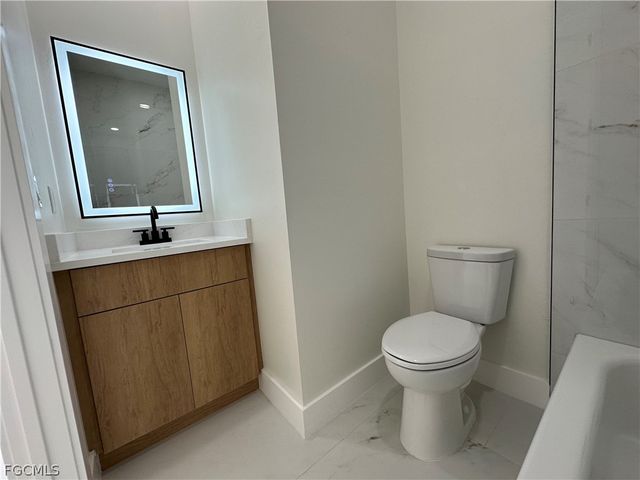 209 Irving AVE N, Lehigh Acres, FL 33971