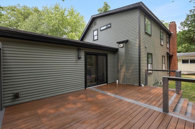 95 Lakewood Parkway, Burlington, VT 05401