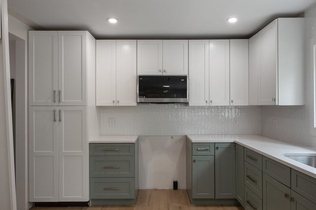 95 Lakewood Parkway, Burlington, VT 05401