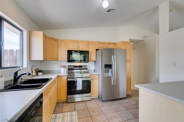 1541 Chestnut Street, Henderson, NV 89011