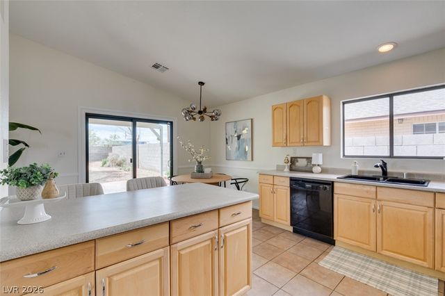 1541 Chestnut Street, Henderson, NV 89011