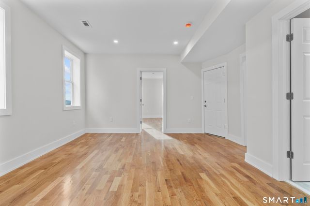 54 Plaza Avenue 2, Waterbury, CT 06710