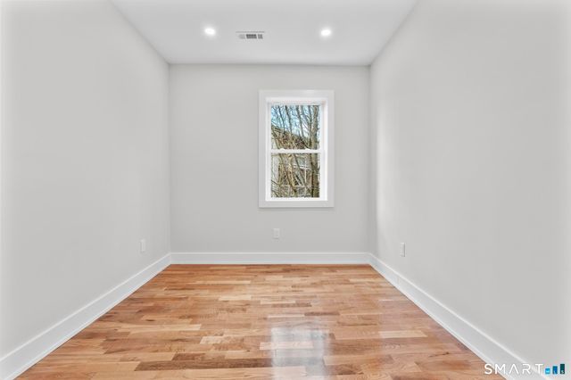 54 Plaza Avenue 2, Waterbury, CT 06710