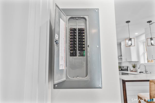 54 Plaza Avenue 2, Waterbury, CT 06710