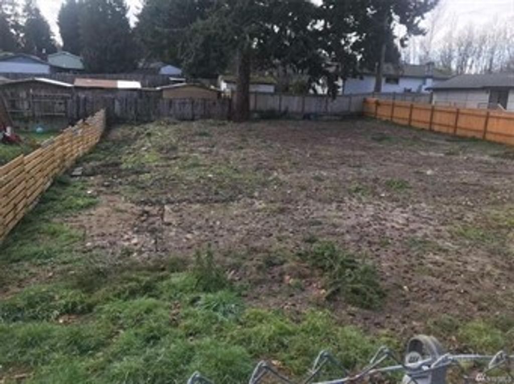 1415 SW 356th Street, Federal Way, WA 98023