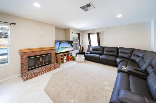 5914 Honeysuckle, San Bernardino, CA 92407